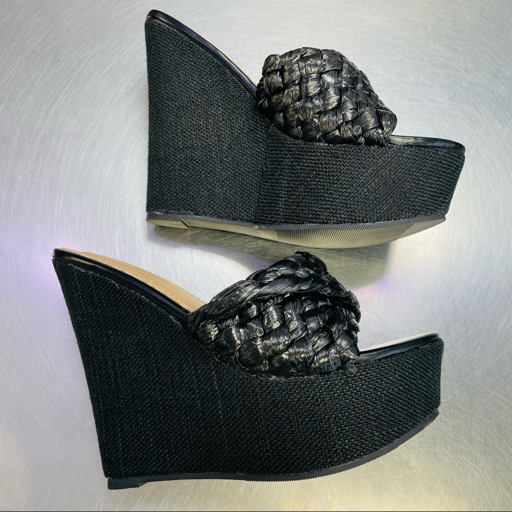 Black woven wedge - Picture 6 of 6